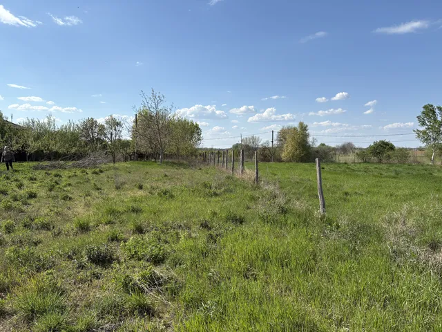 Eladó telek Makád 1313 nm