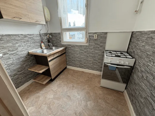 Eladó lakás Budapest XVI. kerület, Sashalom 34 nm
