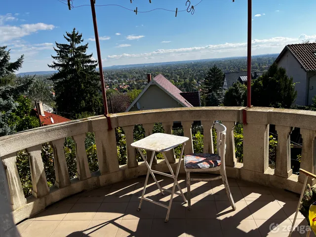 Eladó ház Budapest III. kerület, Csillaghegy 90 nm