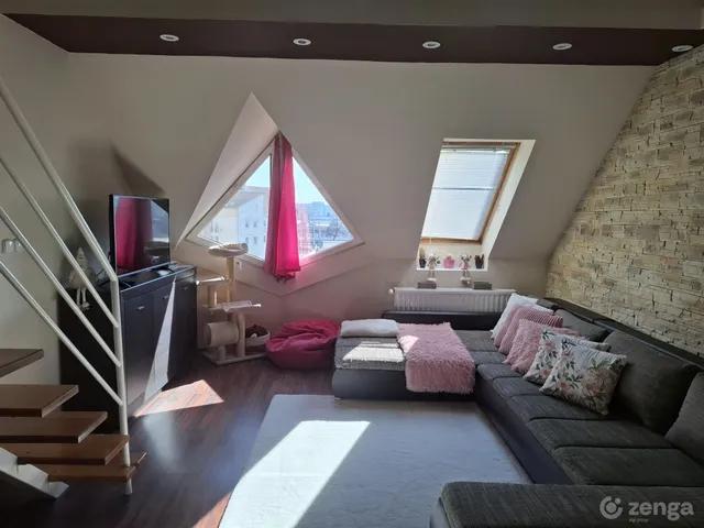 Eladó lakás Debrecen, Postakert 81 nm