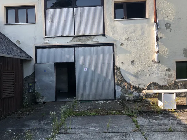 Eladó kereskedelmi és ipari ingatlan Szombathely, Gyöngyöshermán 700 nm