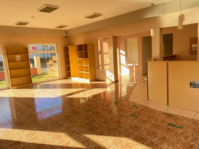 Eladó kereskedelmi és ipari ingatlan Szombathely, Minerva lakópark 430 nm