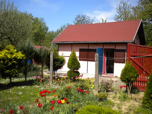 Eladó nyaraló Szombathely, Középhegy 24 nm