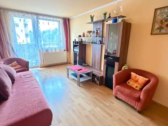 Eladó lakás Szombathely, Oladi lakótelep 55 nm