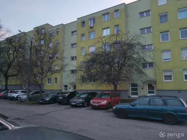 Eladó lakás Veszprém 32 nm