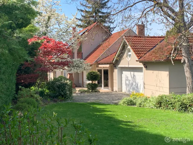 Eladó ház Solymár 255 nm