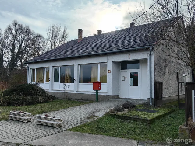 Eladó kereskedelmi és ipari ingatlan Kehidakustány 142 nm