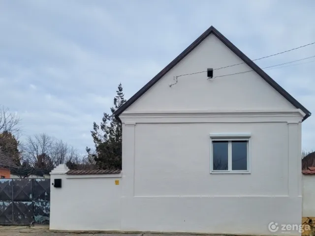 Eladó ház Siklós 102 nm