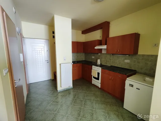 Eladó lakás Debrecen, Segner tér 48 nm