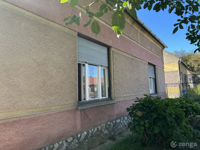 Eladó ház Dombóvár, Újdombóvár 95 nm