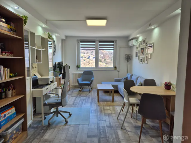 Eladó lakás Tatabánya, Újváros 62 nm