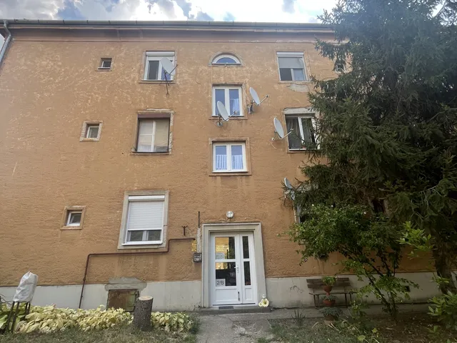 Eladó lakás Kővágószőlős 53 nm