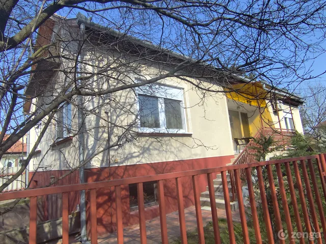 Eladó ház Solt 165 nm