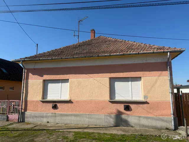 Eladó ház Sándorfalva 100 nm