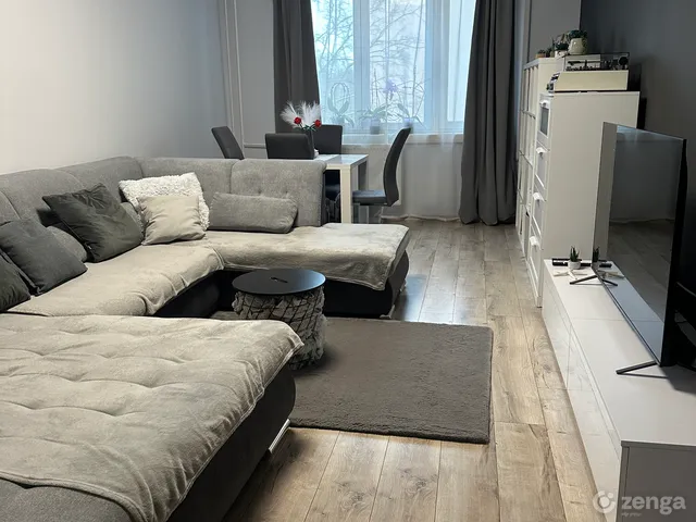 Eladó lakás Százhalombatta, Déli lakótelep 71 nm