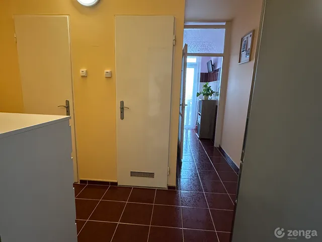 Eladó lakás Százhalombatta, Déli lakótelep 71 nm