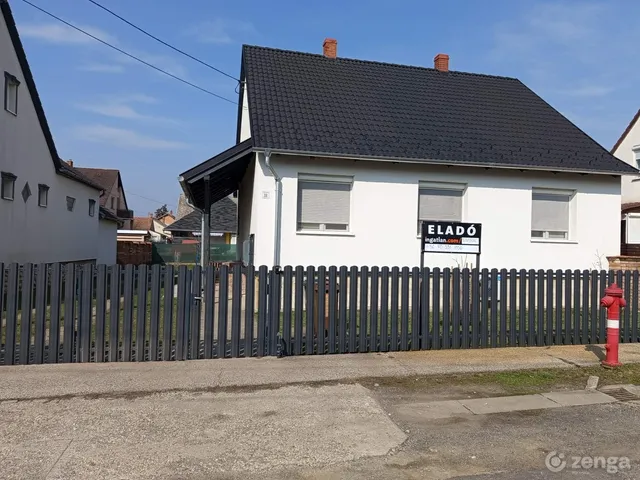 Eladó ház Sárvár, Kertváros 100 nm