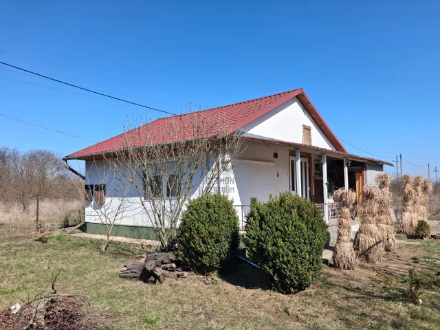 Eladó nyaraló Mezőcsát 47 nm