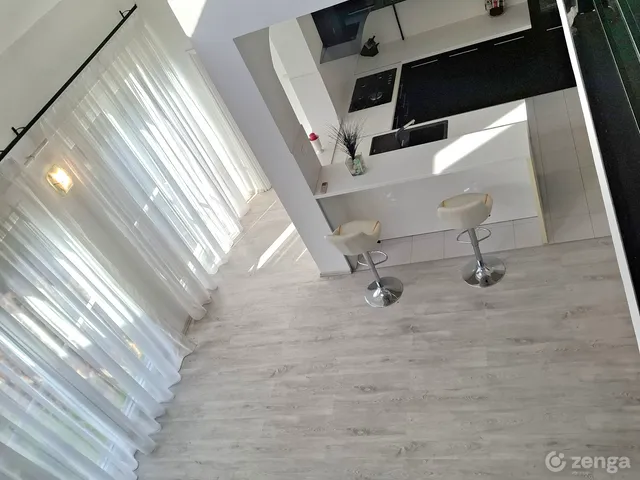 Eladó lakás Szeged, Felsőváros 145 nm