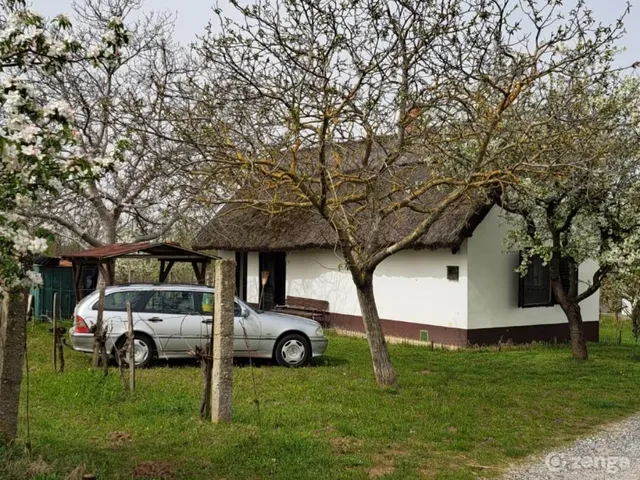 Eladó üdülő és hétvégi ház Buzsák 25 nm