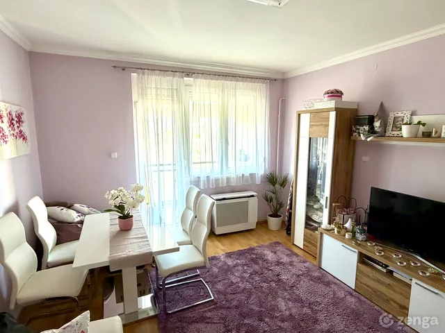 Eladó lakás Debrecen, Libakert 52 nm