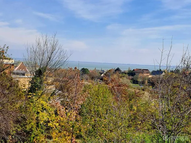 Eladó üdülő és hétvégi ház Balatonfüred, Balatonarács 27 nm