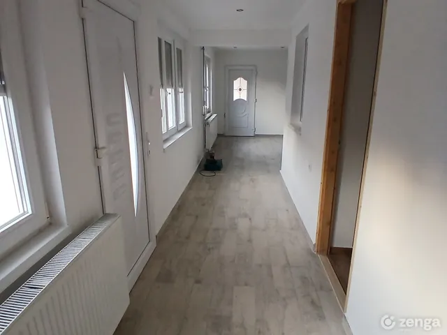 Eladó ház Pincehely 100 nm