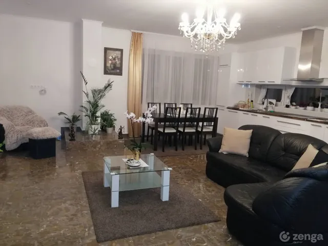 Eladó ház Nagytarcsa 185 nm