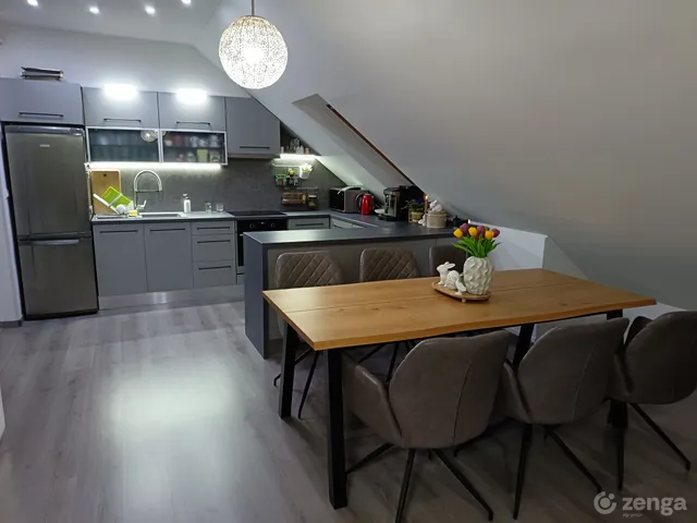 Eladó lakás Debrecen, Epreskert 78 nm