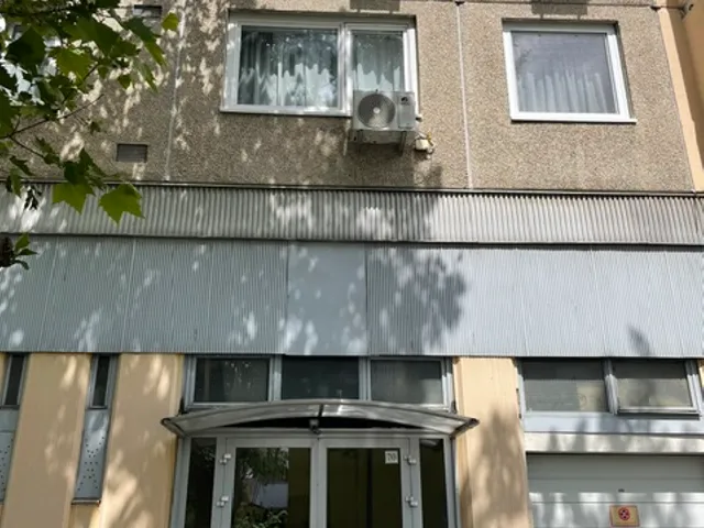 Eladó lakás Győr, Adyváros 68 nm