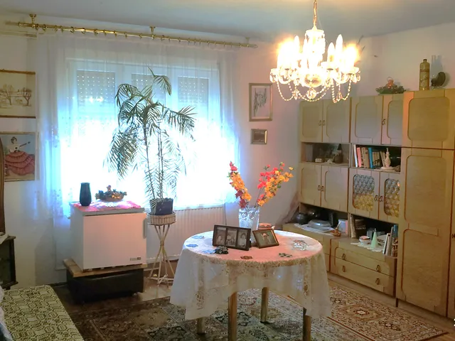 Eladó ház Pomáz 80 nm