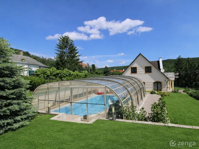 Eladó ház Alsóörs 183 nm