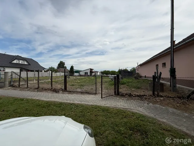 Eladó telek Dabas, Felsődabas 850 nm