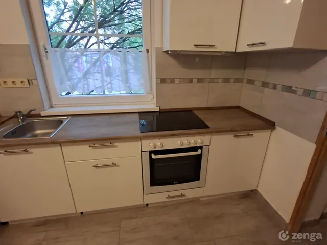 Kiadó lakás Szolnok, Belváros 48 nm