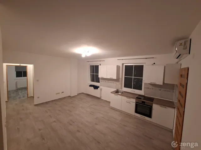 Kiadó lakás Szolnok, Belváros 48 nm