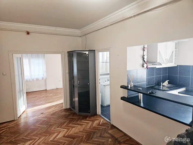 Eladó lakás Vác, Belváros 72 nm