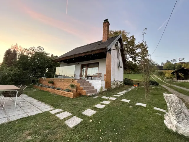 Eladó üdülő és hétvégi ház Vonyarcvashegy 65 nm