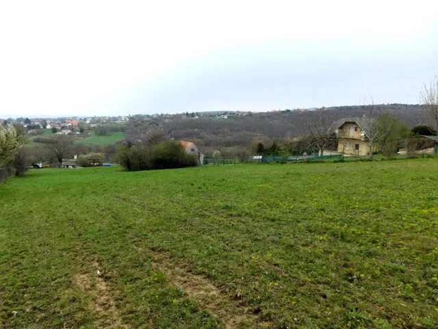 Eladó telek Cserszegtomaj 3922 nm