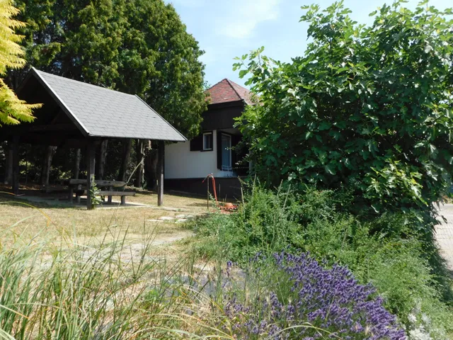 Eladó ház Vonyarcvashegy 83 nm