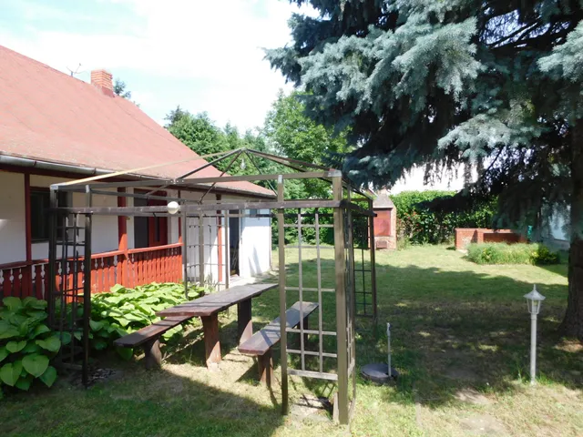 Eladó ház Zalakaros 300 nm