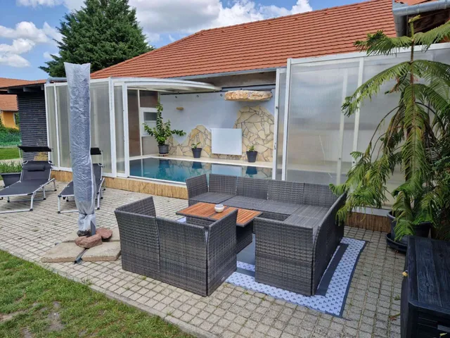 Eladó ház Öreglak 219 nm