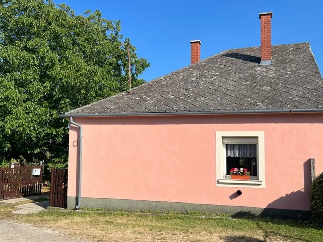 Eladó ház Lesenceistvánd 90 nm