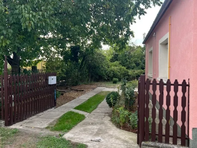 Eladó ház Lesenceistvánd 90 nm