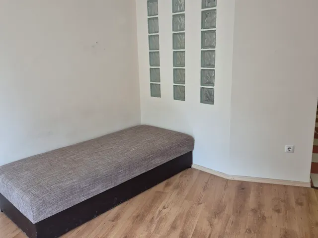 Kiadó lakás Budapest XII. kerület, Istenhegyi út  10 nm