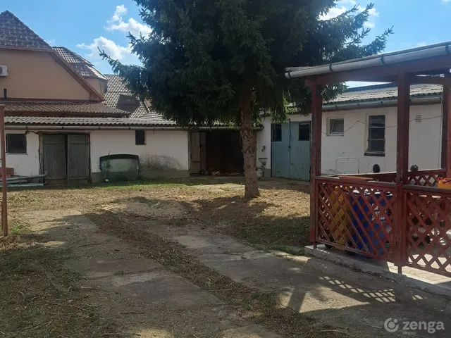 Eladó ház Gyöngyös, Esze Tamás utca 17 107 nm