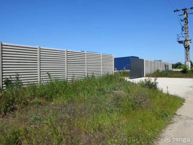 Kiadó kereskedelmi és ipari ingatlan Vecsés, Felsőhalom, Széchenyi utca 2210 nm