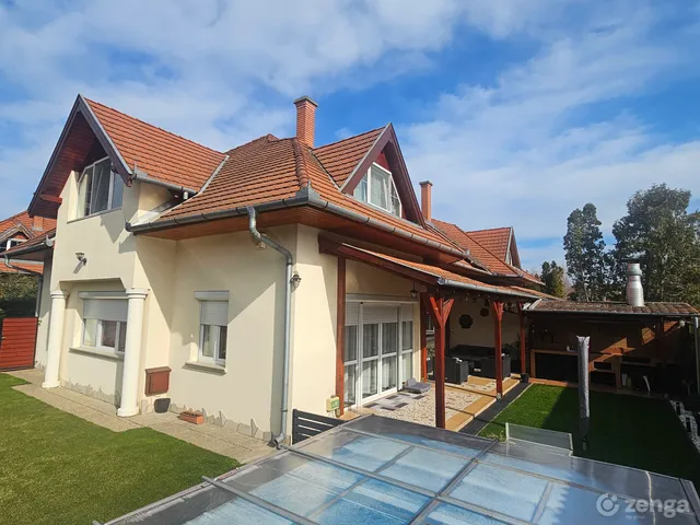 Eladó ház Csömör 181 nm