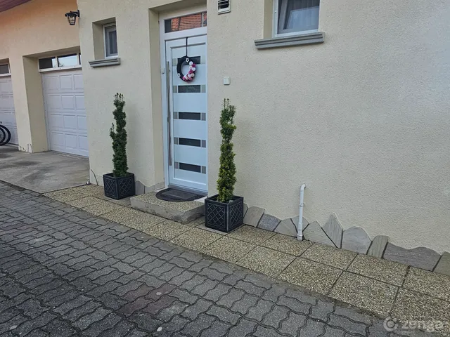 Eladó ház Csömör, Petőfi Sándor 181 nm