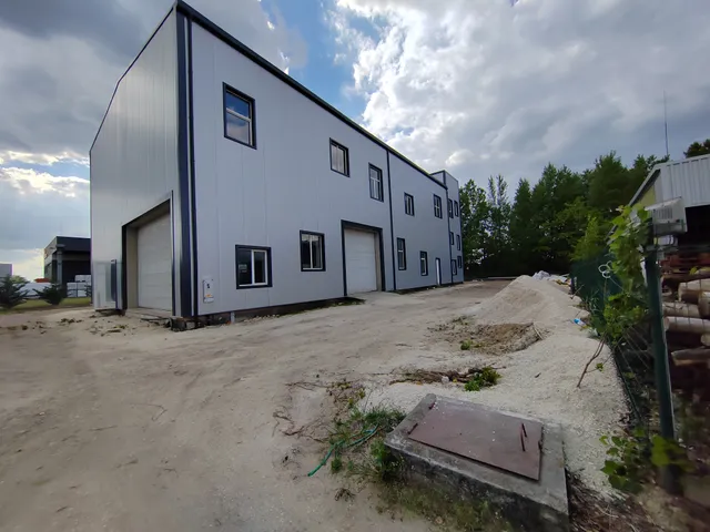 Eladó kereskedelmi és ipari ingatlan Sóskút 950 nm