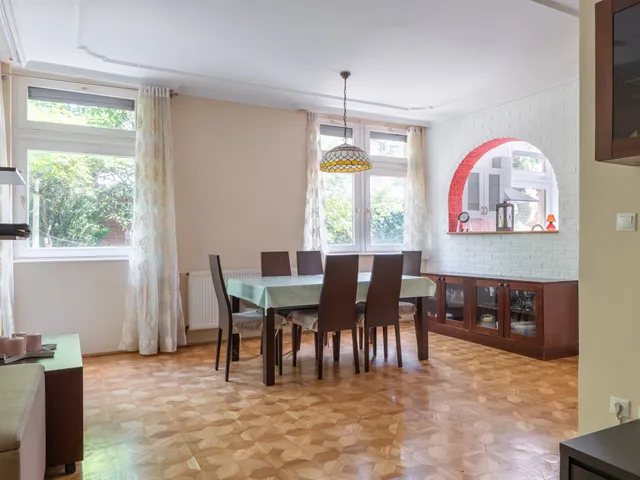 Eladó ház Budapest II. kerület, Csatárka 164 nm